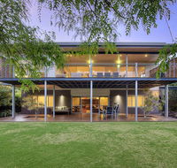 BeachBlu Holiday Home - Queensland Tourism