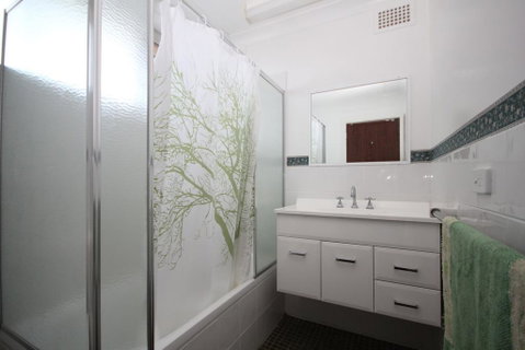 BEACHFRONT 3- 3/12 Bundella Ave LC - QLD Tourism 2