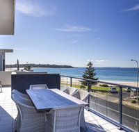 Beachfront Apartment 10 - QLD Tourism