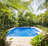 Beachfront Pool House - Absolute beachfront - QLD Tourism