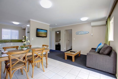 Beachpark Apartments Coffs Harbour - QLD Tourism 0