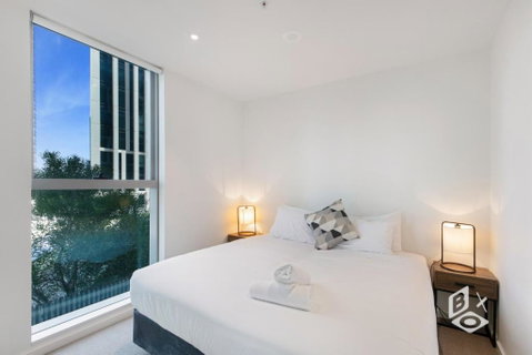 REST COLLECTION Apartments On Collins Docklands - QLD Tourism 1