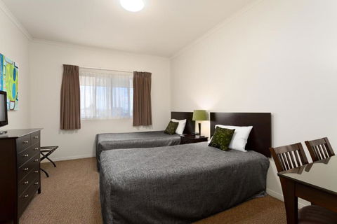 Redcliffe Motor Inn - QLD Tourism 3