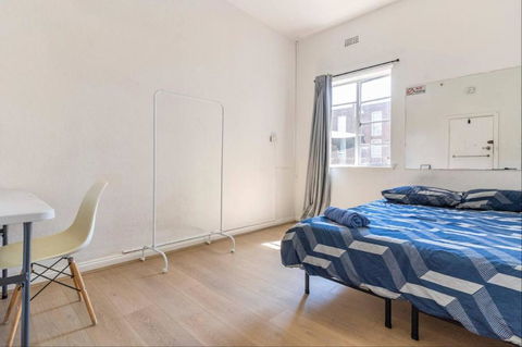 Richmond Private Rooms - 151 Hoddle Homestay - QLD Tourism 3