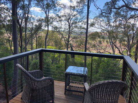 Redrock Retreat - QLD Tourism 2