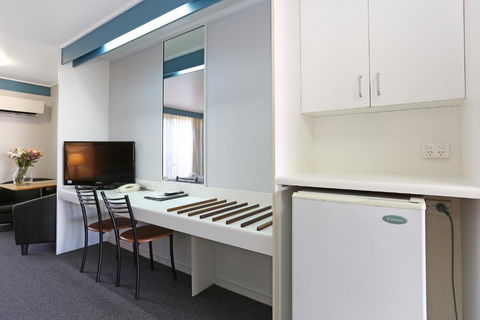 Reef Resort Motel - Queensland Tourism 1