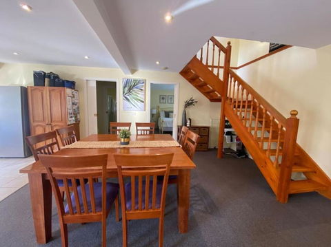 Reel & Relax: 3BR Beach House - Fish, Swim, Surf - Queensland Tourism 0