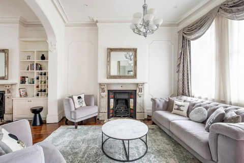 Refined Paddington Corner Terrace With Parking - QLD Tourism 1