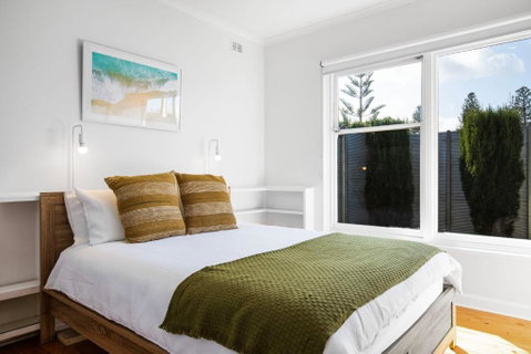 Relaxing 3BR Beachside Haven Grange - QLD Tourism 2