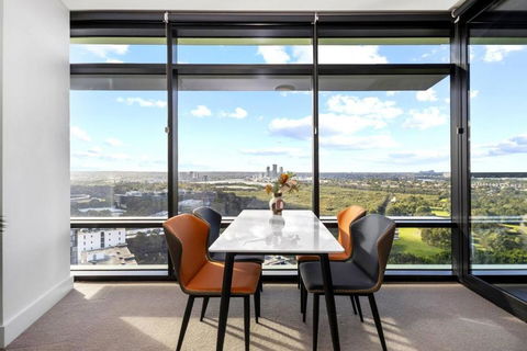Relaxing Getaway In Olympic Park - Queensland Tourism 2