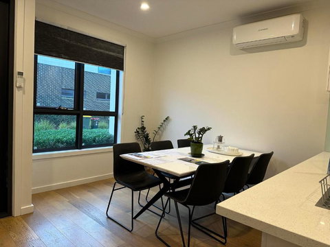 Reservior - Queensland Tourism 3