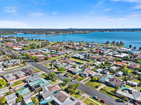 Retreat House - Queensland Tourism 0