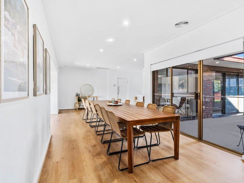 Retreat House - Queensland Tourism 1