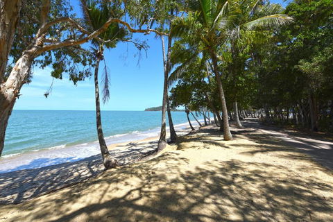 Ribbons Beachfront Apartments Clifton Beach - QLD Tourism 1