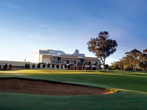 Rich River Golf Club - QLD Tourism 1