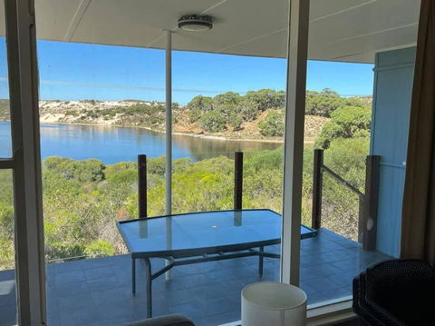 River Panorama Beach House - QLD Tourism 3