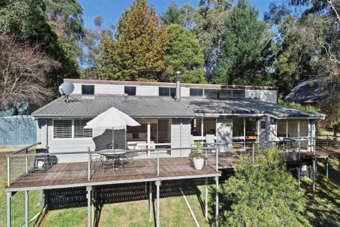 River Rest Merrijig Near Base Of Mount Buller - Queensland Tourism 0