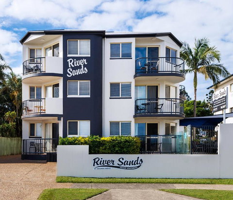 River Sands Apartments - QLD Tourism 0