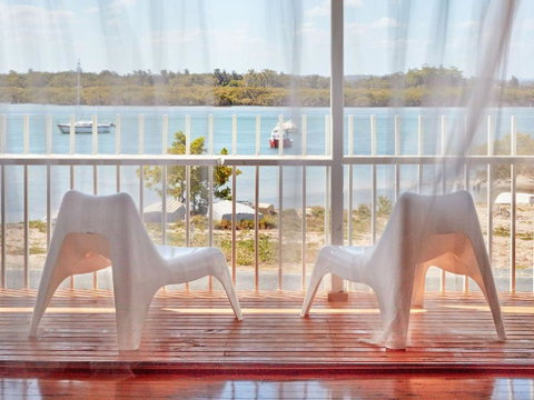 Riverwatch - QLD Tourism 0