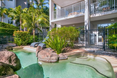 Salt&Pepper Sanctuary - Plunge Pool Resort Apartment By UHoliday - 2BR, 1BR And Studio Hotel Room Configurations Available - QLD Tourism 1