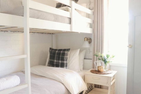Rustic Chic 200 Metres From CBD - Queensland Tourism 1