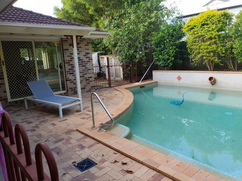 Robyn\'s Nest - Bed And Breakfast - QLD Tourism 1