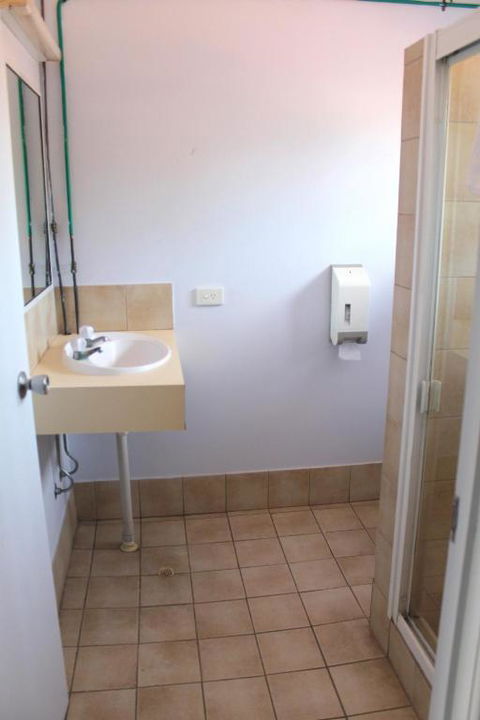 Rocky Glen Hotel Motel Gladstone - QLD Tourism 2