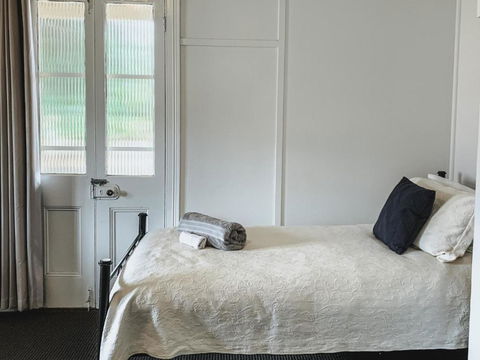 Roma Cottage On Roma Orchard - Queensland Tourism 3