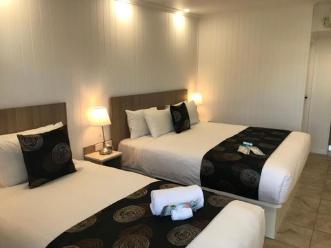Room Motel Kingaroy East - QLD Tourism 1