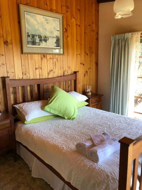 Rose Cottage - QLD Tourism 0