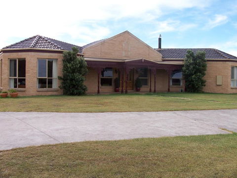 Roshnier Apartment - QLD Tourism 0