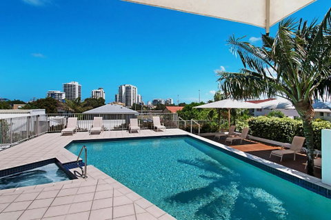 Rovera Apartments - QLD Tourism 1