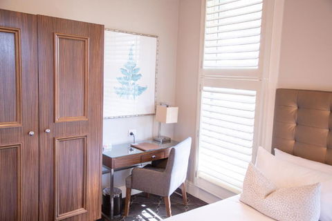 Royal Hotel Randwick - Queensland Tourism 3