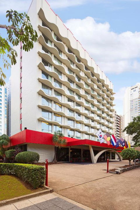 Royal On The Park - Queensland Tourism 1