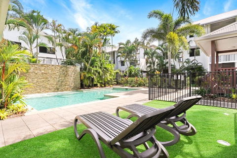 Royal Pavillions City Escape - Queensland Tourism 1