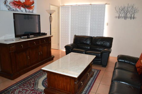 Ruthmor Villas - Queensland Tourism 0