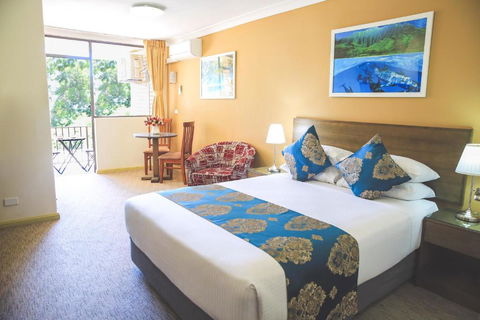 Ryde Inn - QLD Tourism 0