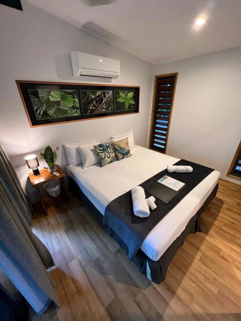 Safari Lodge - Queensland Tourism 1