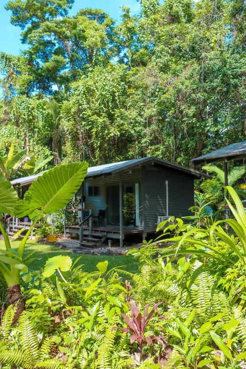 Safari Lodge - Queensland Tourism 0