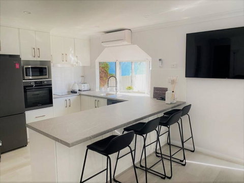 Salt & Soul Beach Shack - QLD Tourism 3