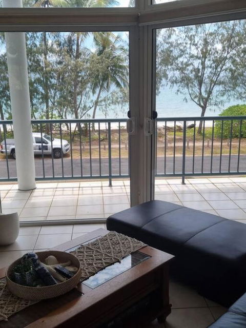 Salt On South - Beachfront Bliss - Queensland Tourism 1