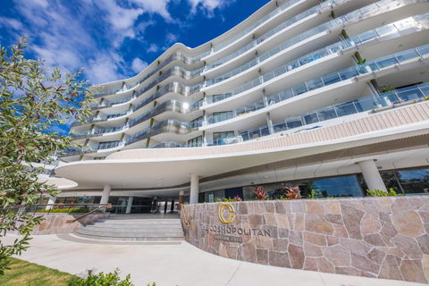 SALTWATER CALM@ The Cosmopolitan Unit 10508 - QLD Tourism 0