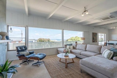 Saltwater Terrace With Panoramic Ocean Views - Queensland Tourism 0