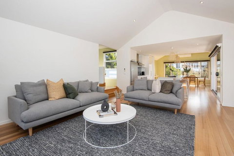 Salty Shores Smiths Beach - Queensland Tourism 1