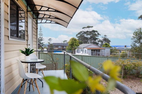 Salty Vibes - Queensland Tourism 1