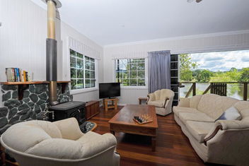 Samford Lakes with QLD Tourism