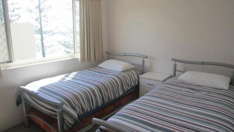 San Marino Unit 7 - QLD Tourism 1