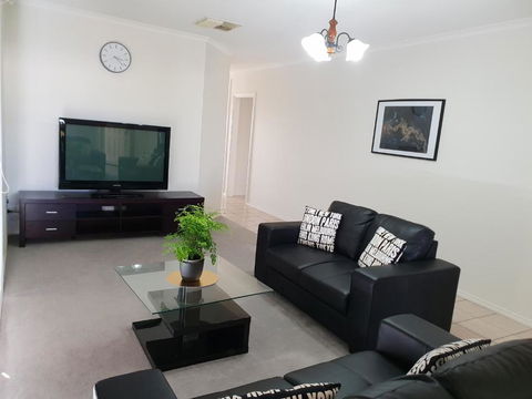 SAN Mateo - QLD Tourism 1