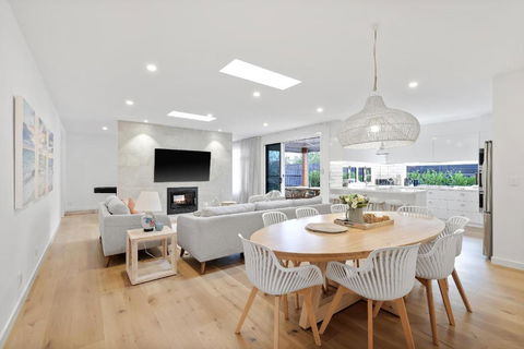 Sanctuary Of Hope By Ready Set Stay - Cowes - QLD Tourism 2