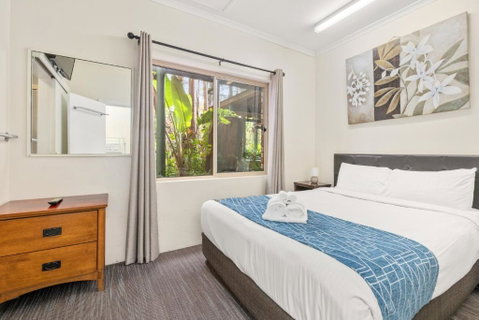 Sanctuary Resort Motor Inn - QLD Tourism 3
